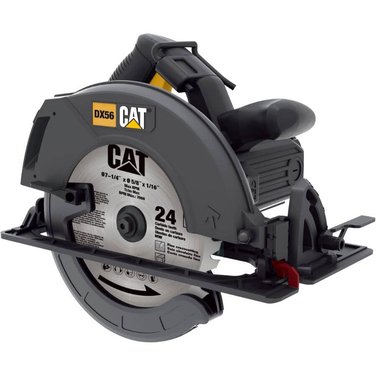 CAT 7-1/4" Circular Saw - 15 Amp
