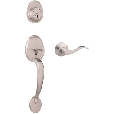 WEISER LOCK Satin Nickel Daytona/Layton Safelock Entrance Gripset