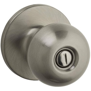 WEISER LOCK Satin Nickel Regina Safelock Privacy Door Knobset